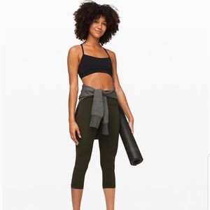 ✔Lululemon  Wunder Under Crop tights